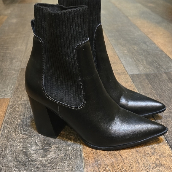 Steve Madden Leather Ankle Boots - Picture 7 of 9